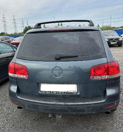 Volkswagen Touareg, 2004