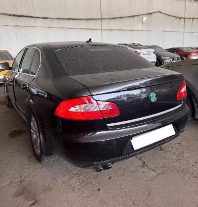 Skoda Superb, 2011