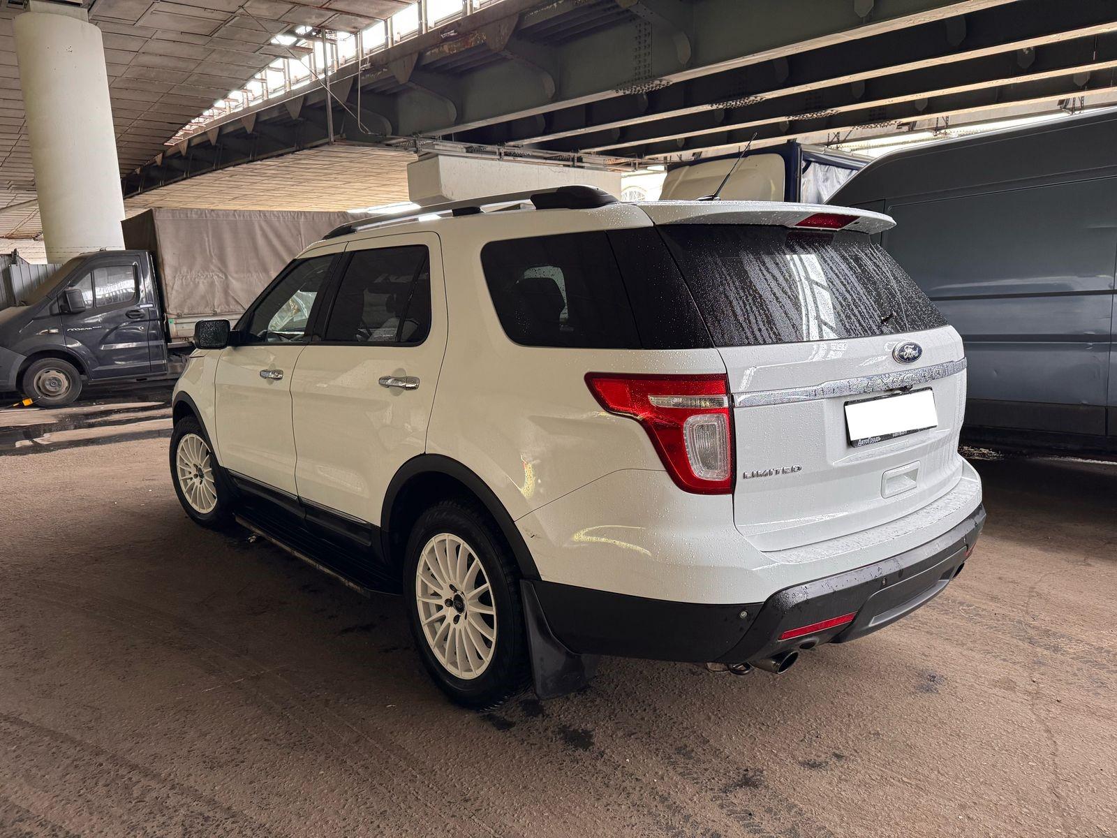 Ford Explorer, 2013