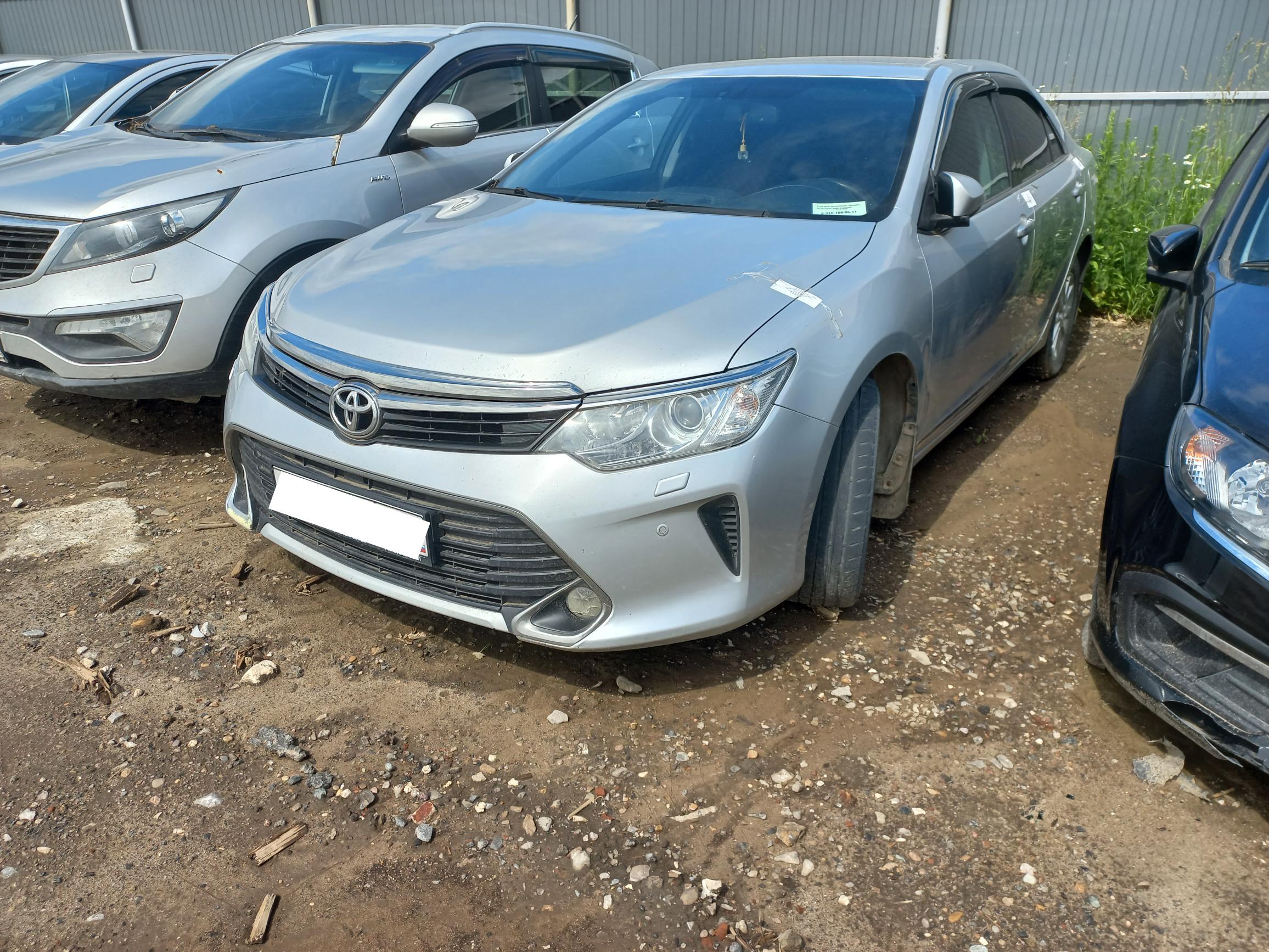Toyota Camry, 2016