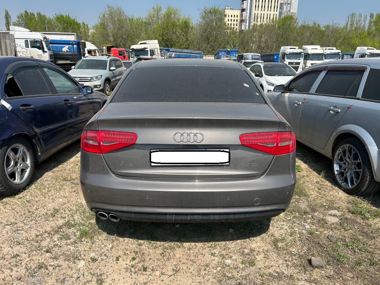 Audi A4, 2014