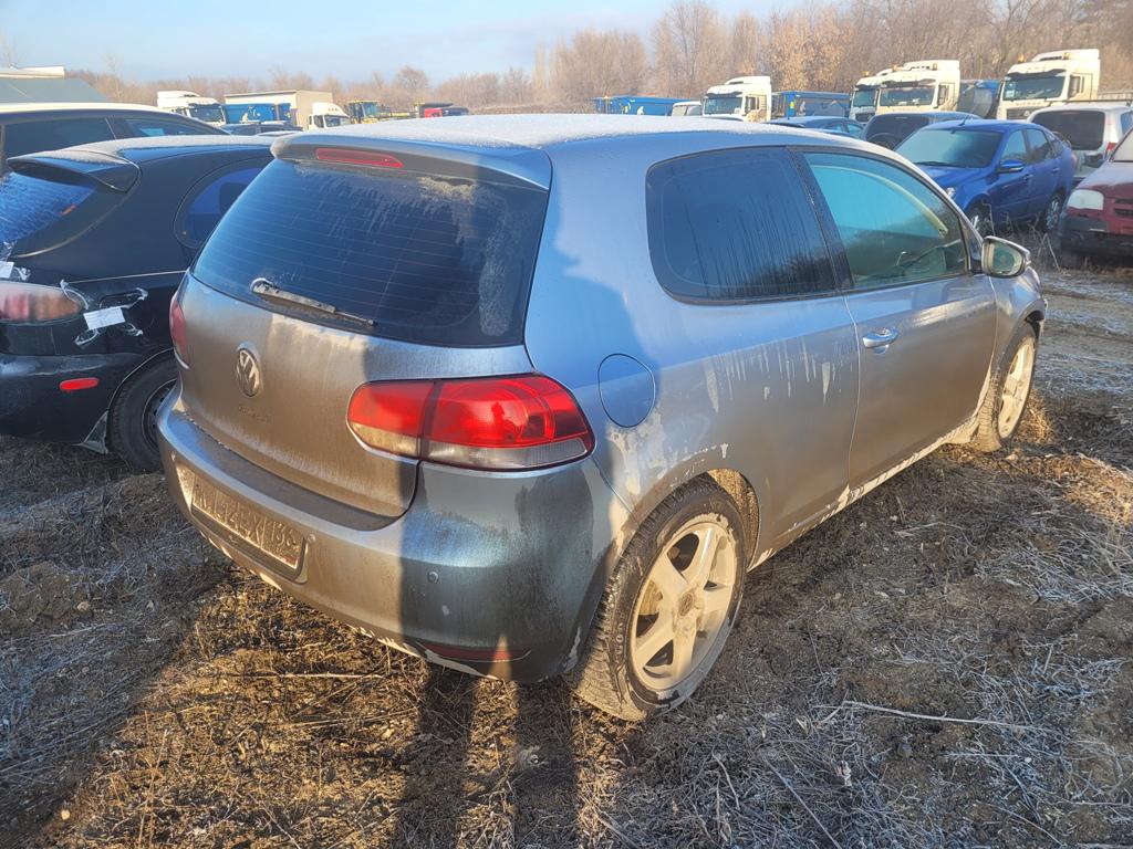 Volkswagen Golf, 2010