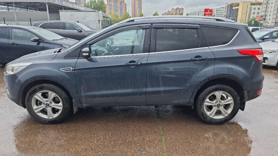 Ford Kuga, 2013