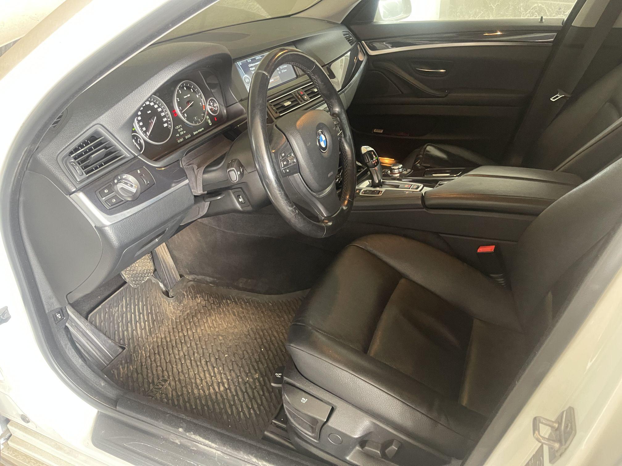 Bmw 5-Series, 2012