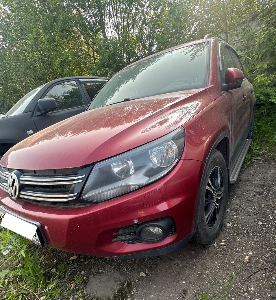 Volkswagen Tiguan, 2012