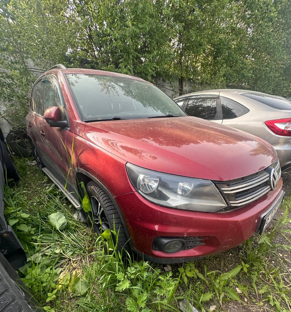 Volkswagen Tiguan, 2012