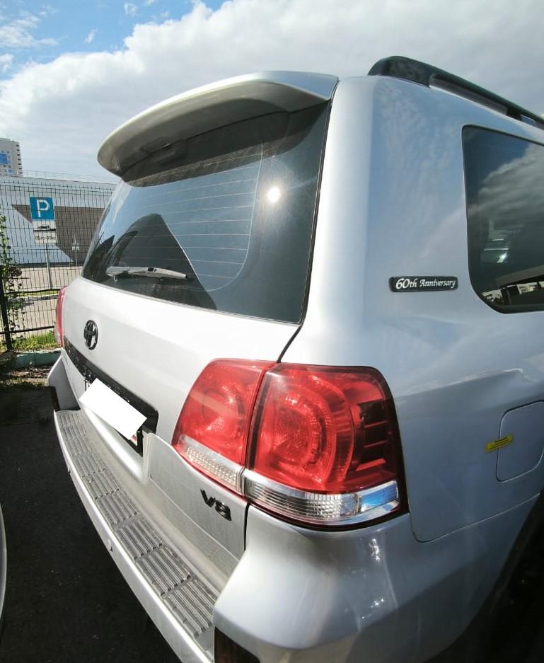 Toyota Land Cruiser, 2011