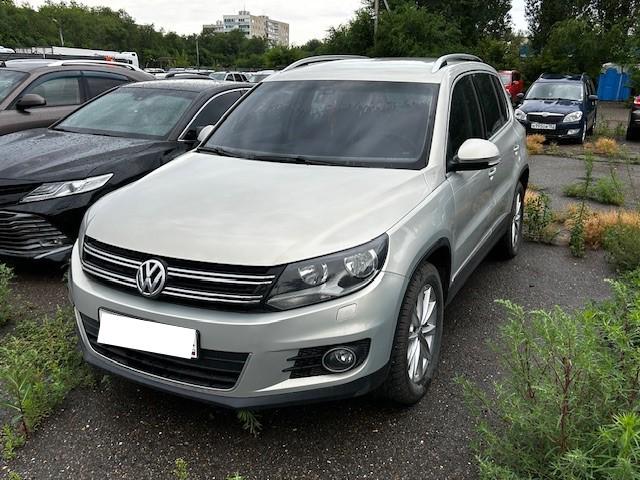 Volkswagen Tiguan, 2012