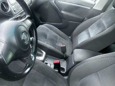 Volkswagen Tiguan, 2012