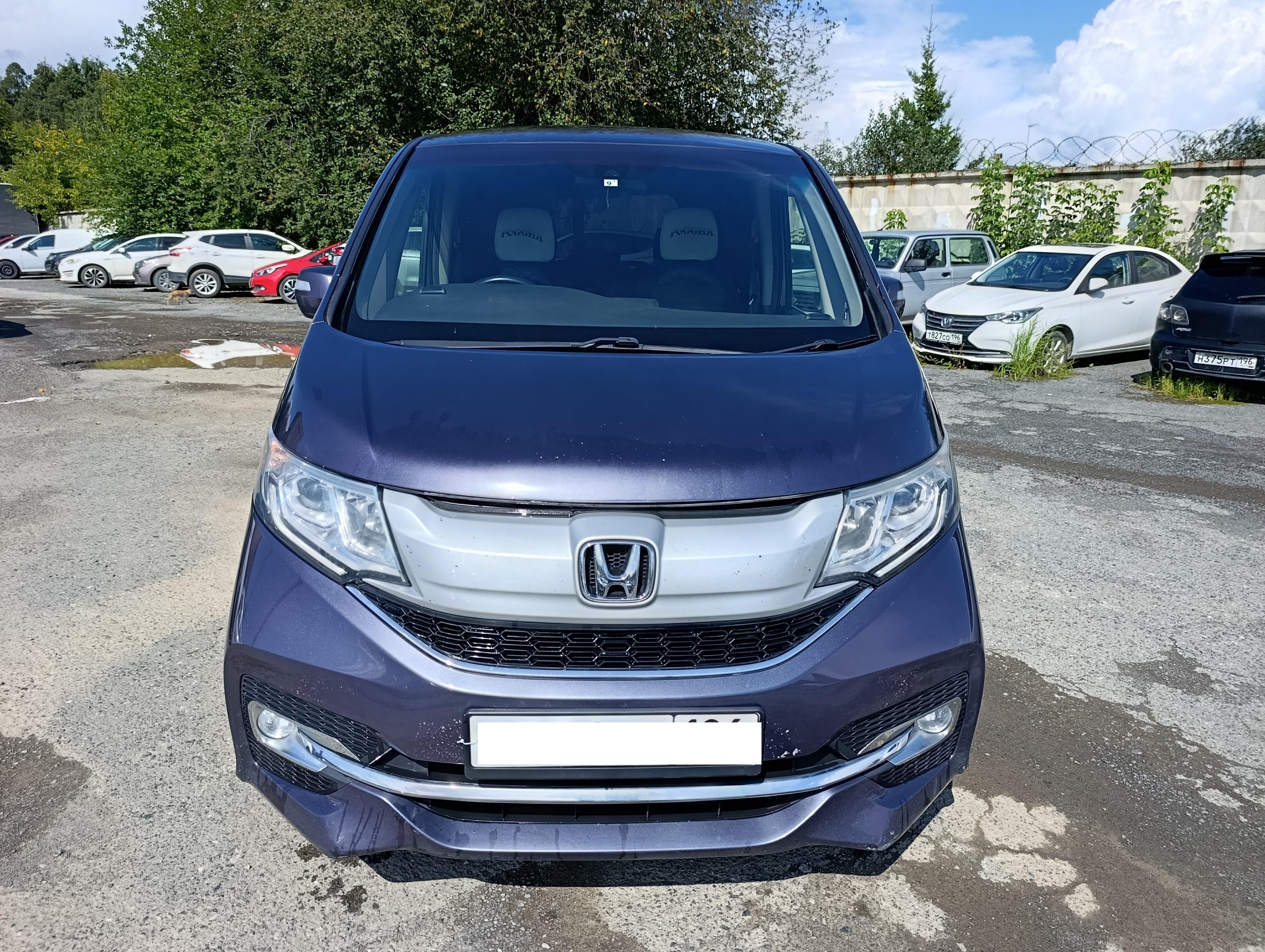 Honda Stepwgn, 2015