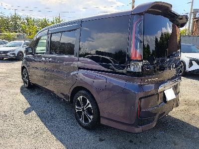Honda Stepwgn, 2015