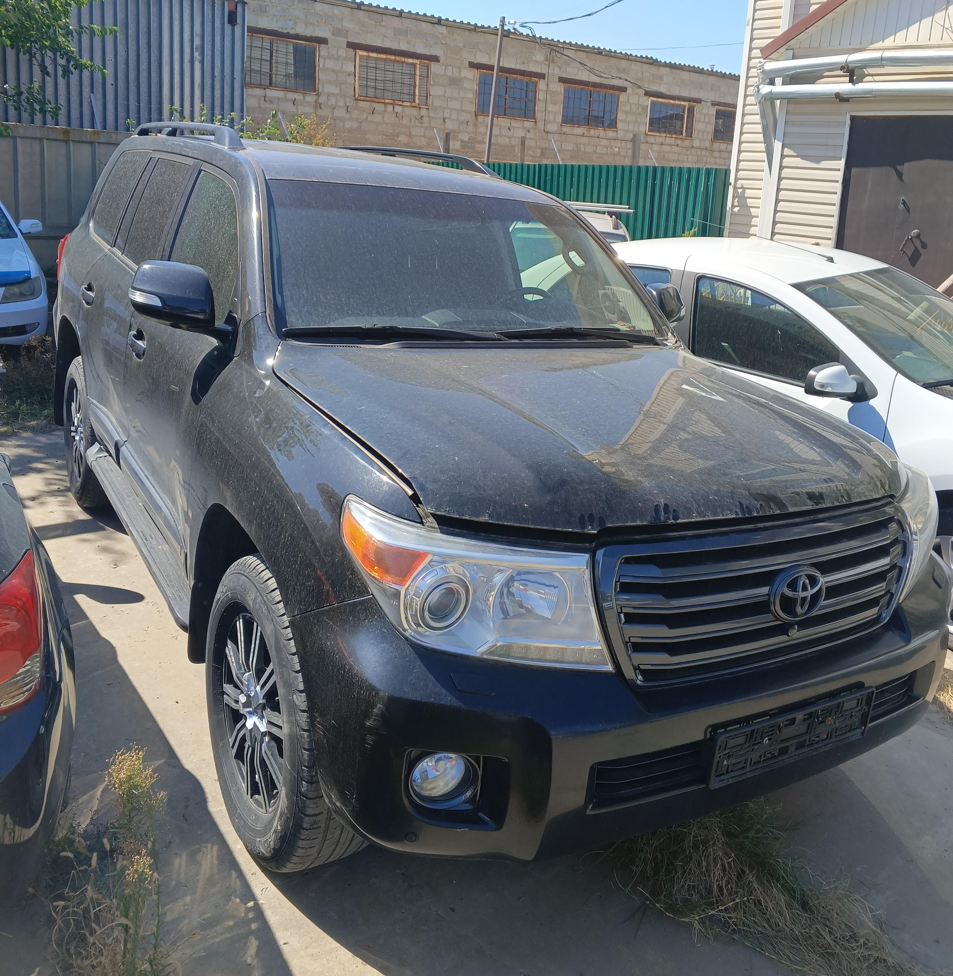 Toyota Land Cruiser, 2012