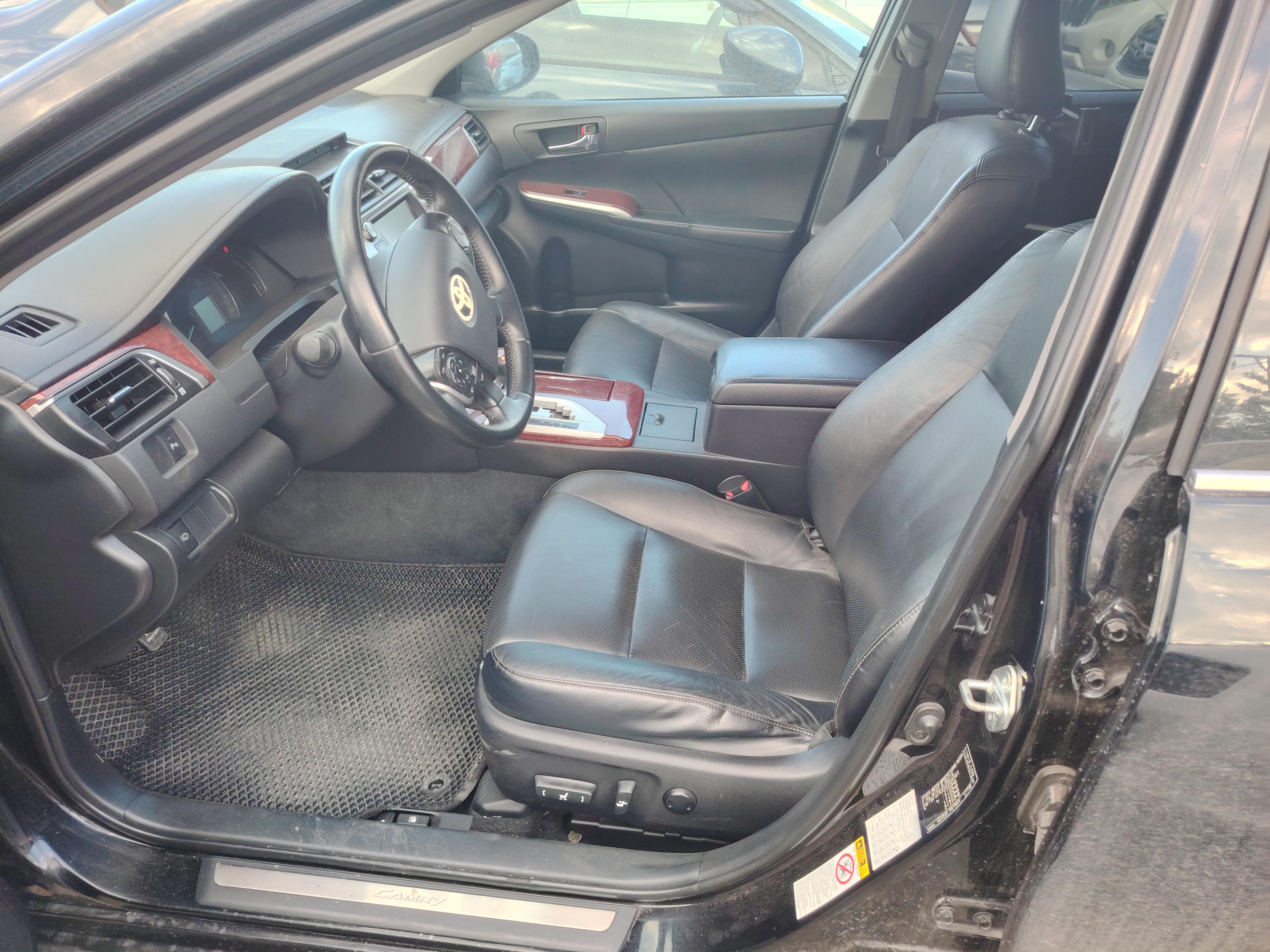 Toyota Camry, 2012