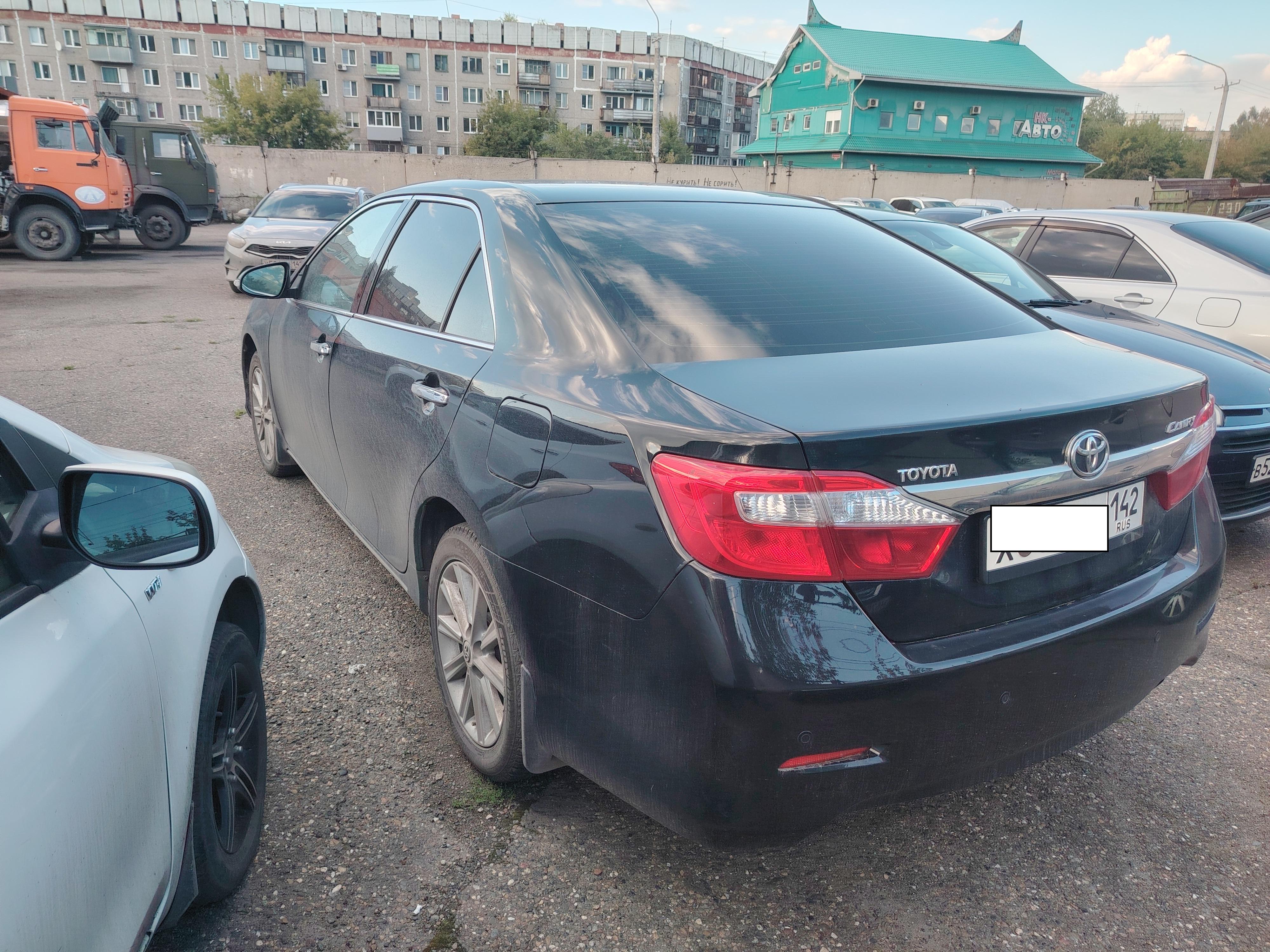 Toyota Camry, 2012