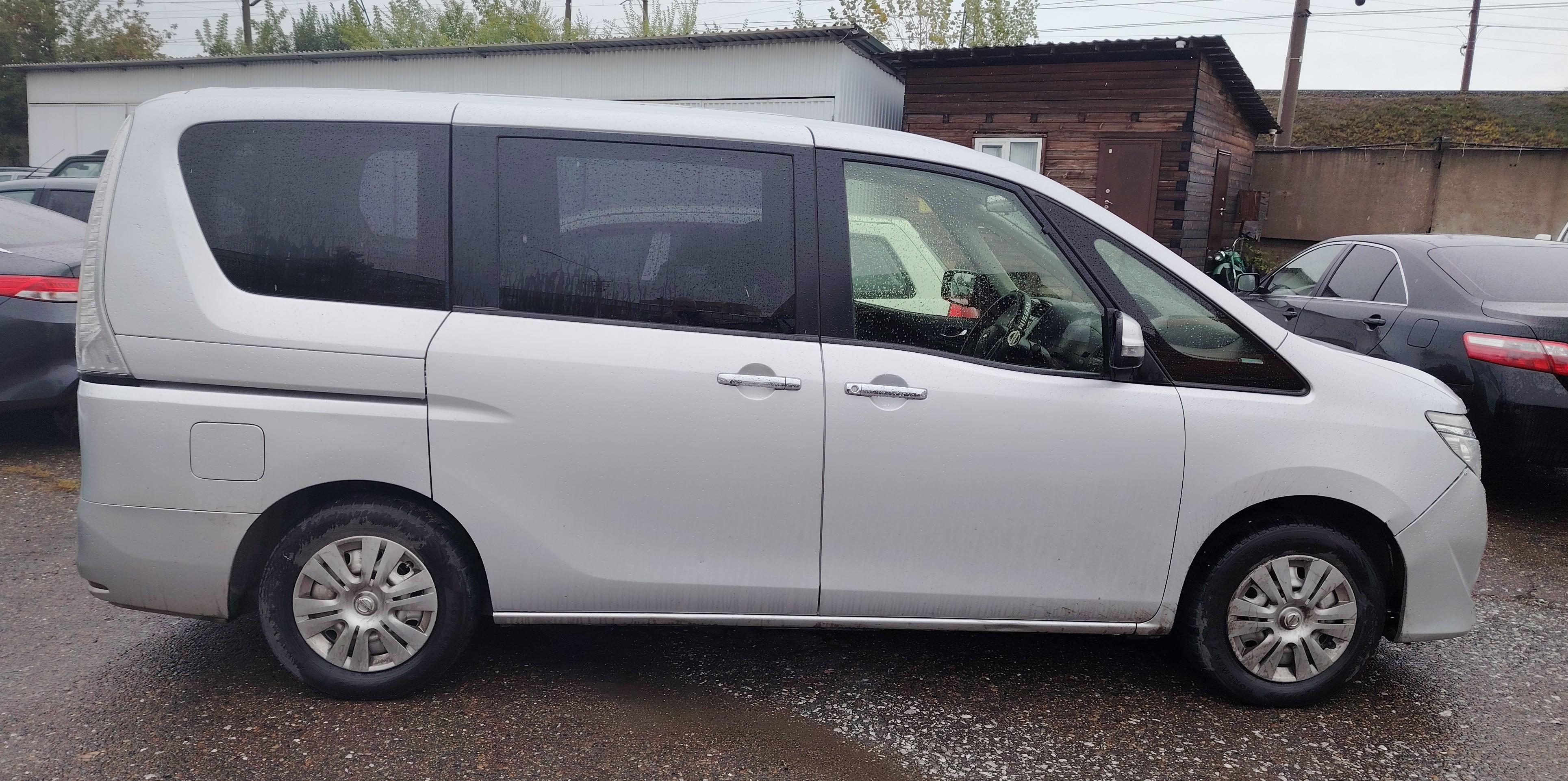 Nissan Serena, 2015 Nissan Serena, 2015