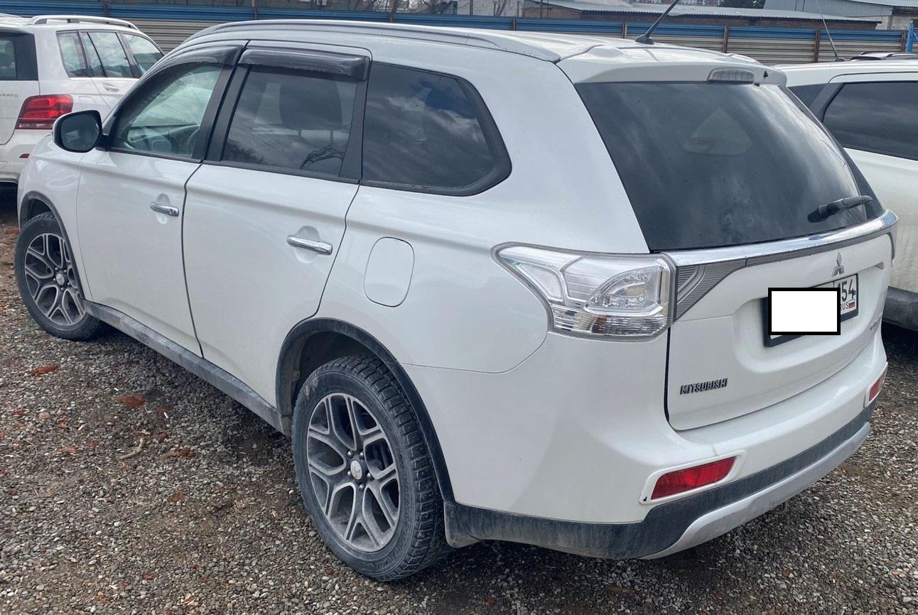 Mitsubishi Outlander, 2014