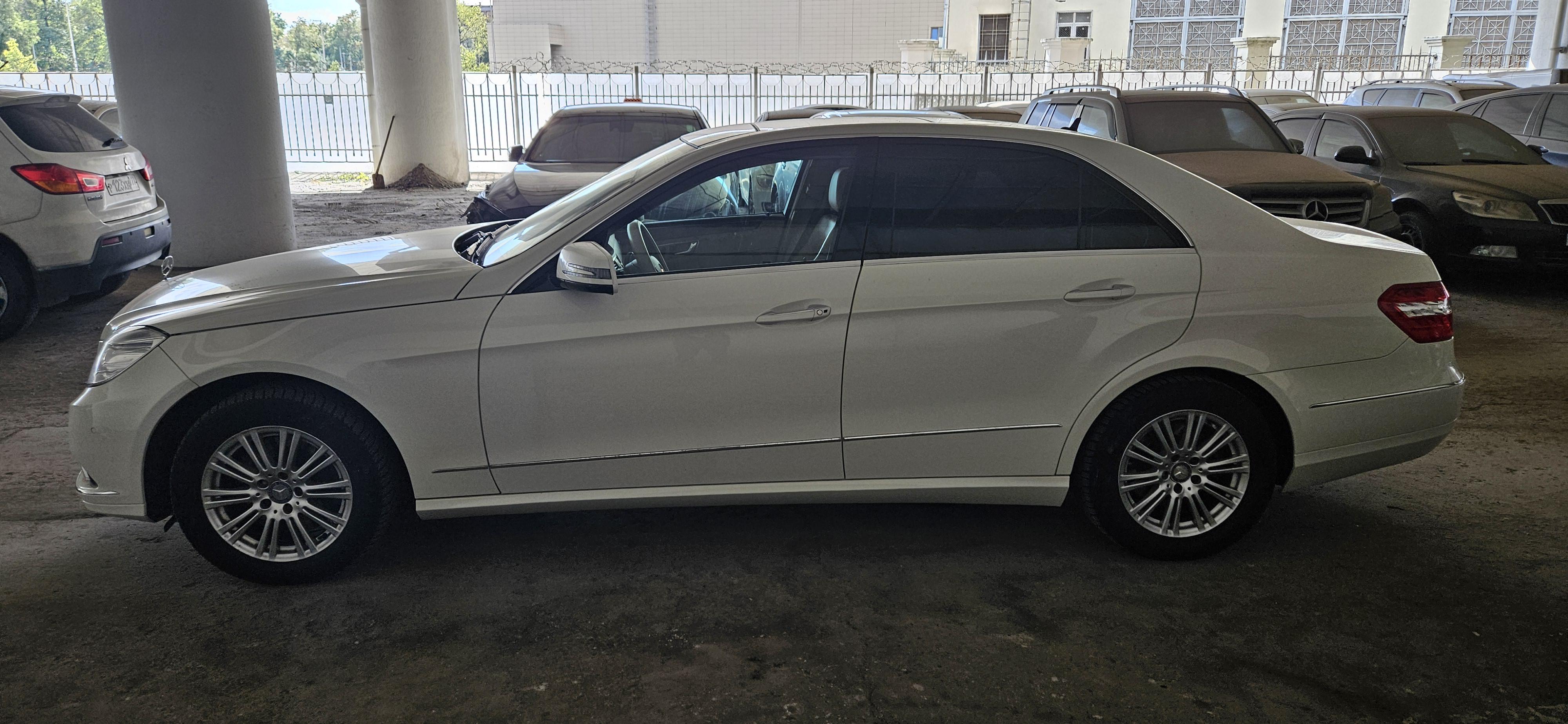 Mercedes-Benz E-Class, 2009 Mercedes-Benz E-Class, 2009