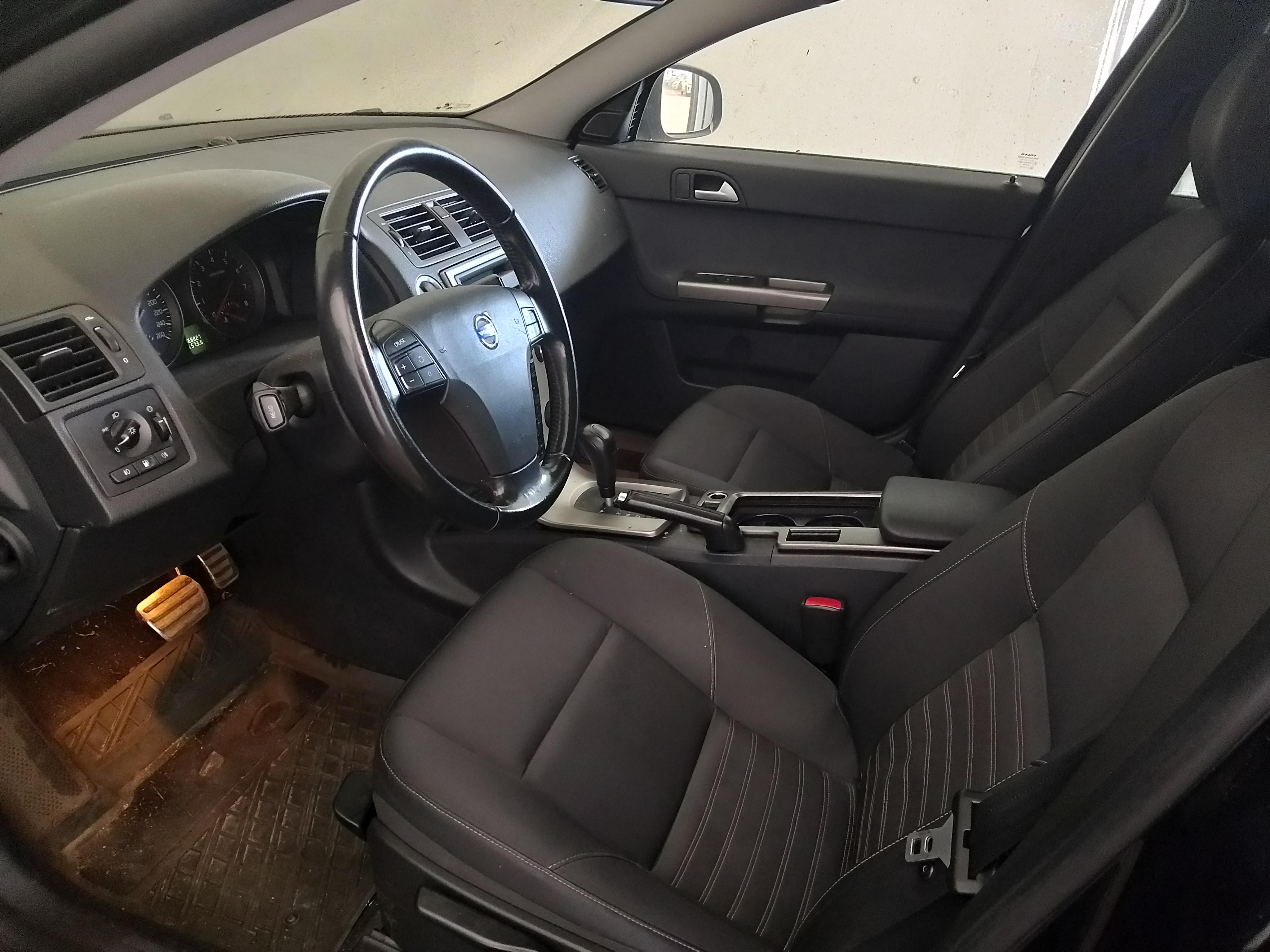 Volvo S40, 2011