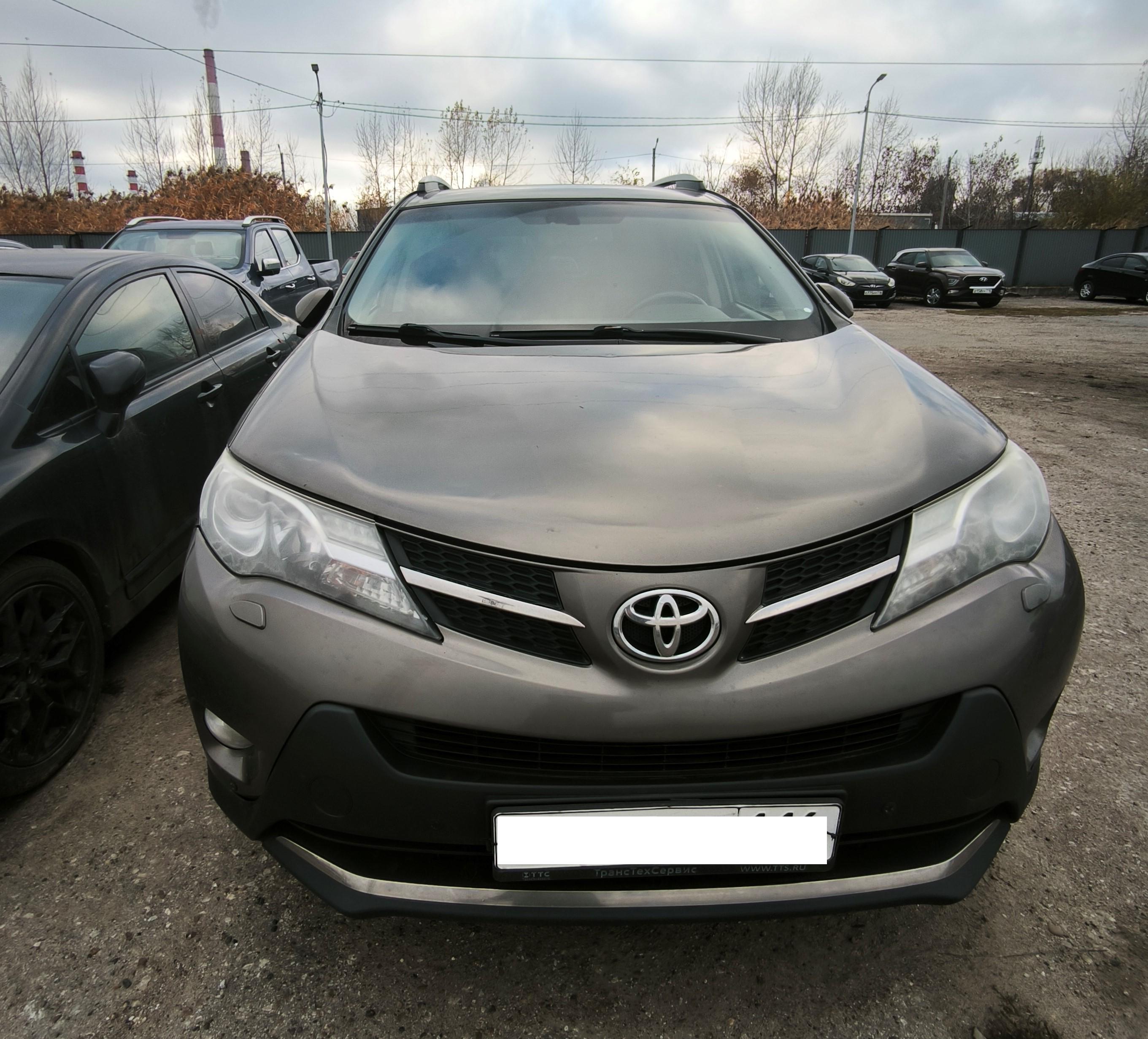 Toyota Rav4, 2014