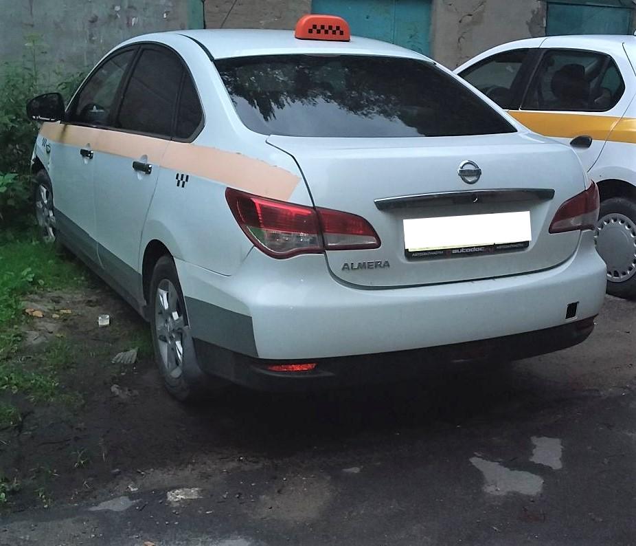Nissan Almera