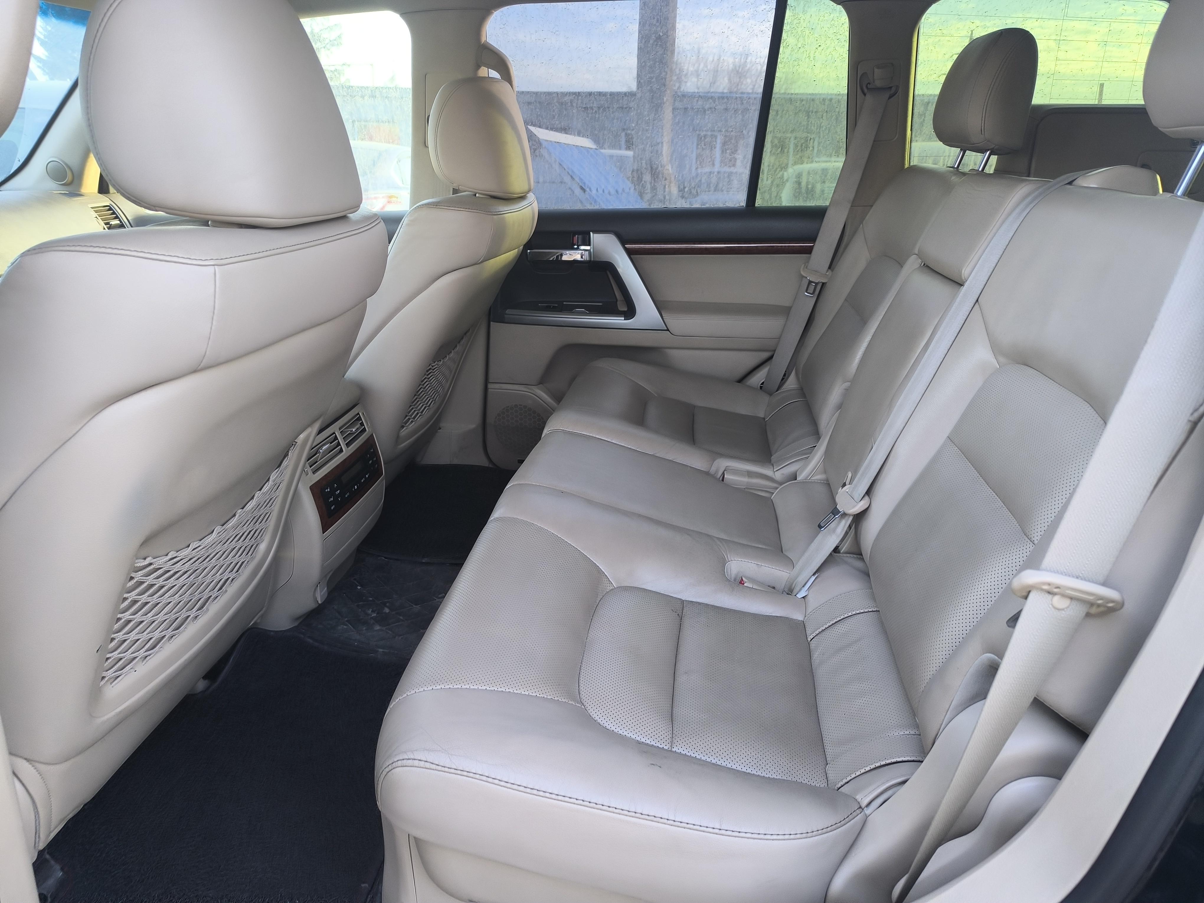 Toyota Land Cruiser, 2013