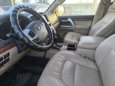 Toyota Land Cruiser, 2013