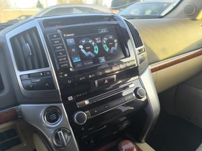 Toyota Land Cruiser, 2013