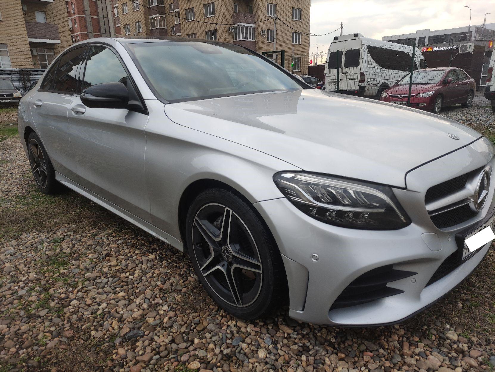 Mercedes-Benz C-Class