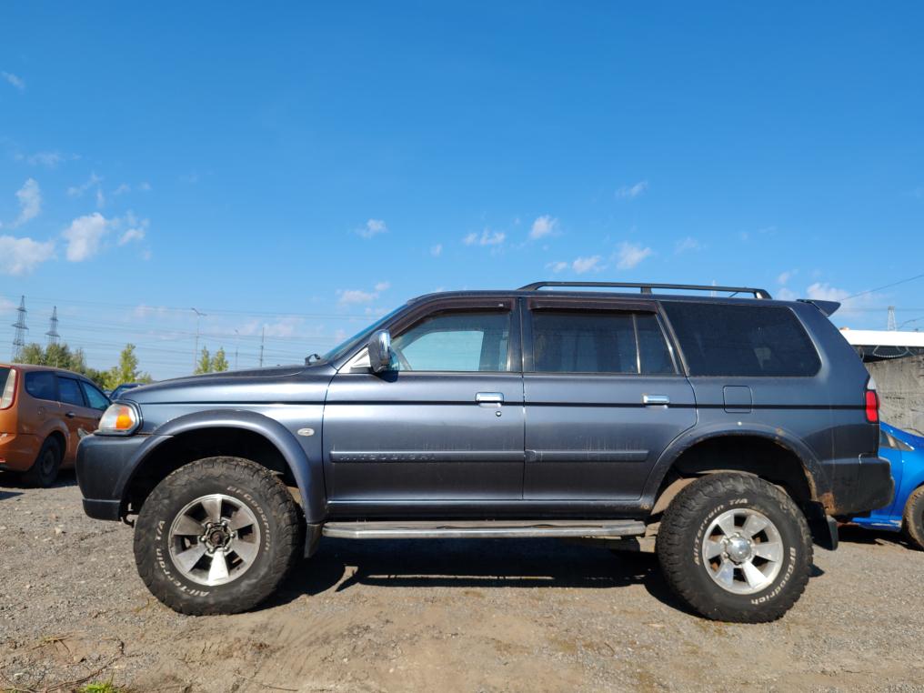 Mitsubishi Pajero Sport