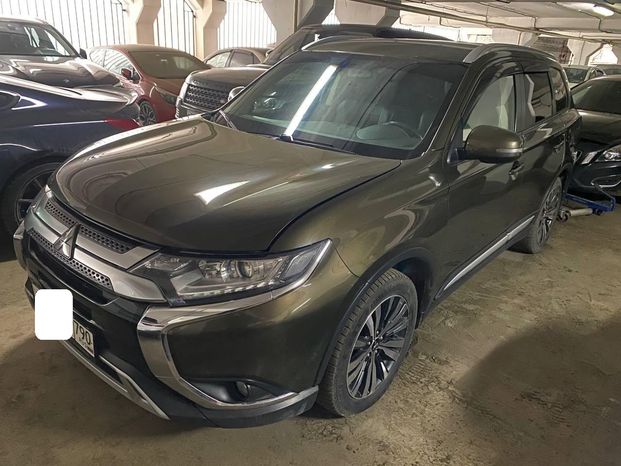 Mitsubishi Outlander