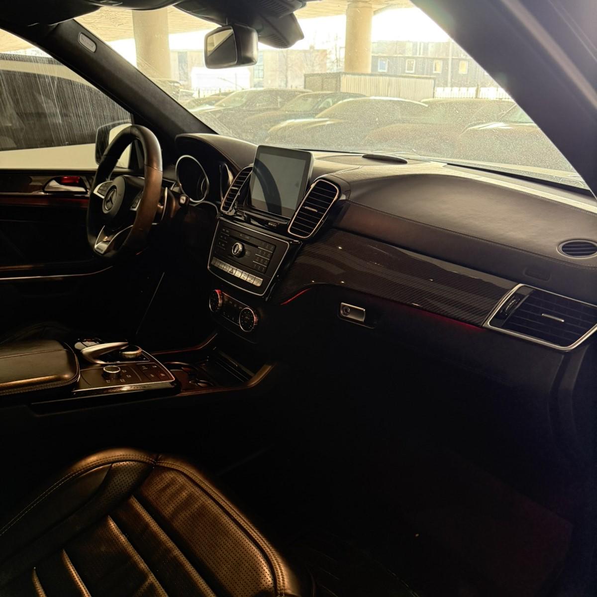 Mercedes-Benz Gls-Class