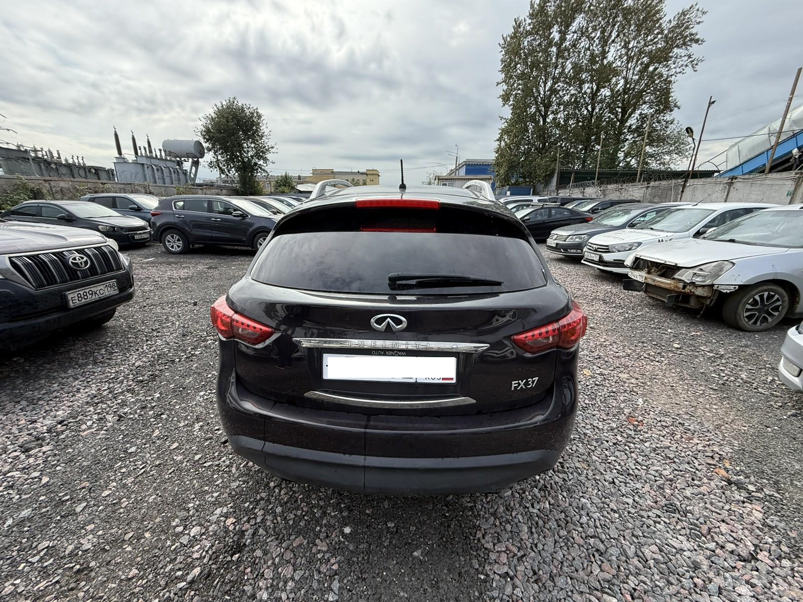 Infiniti Fx37