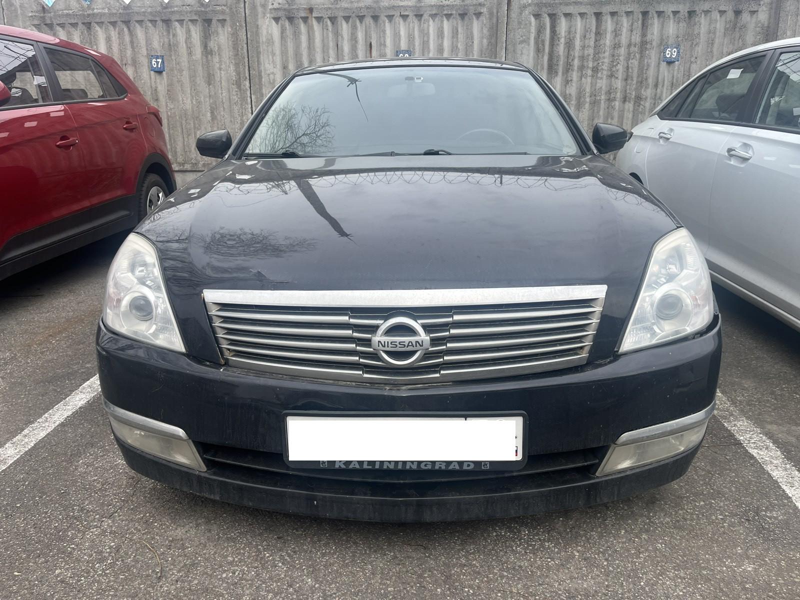 Nissan Teana