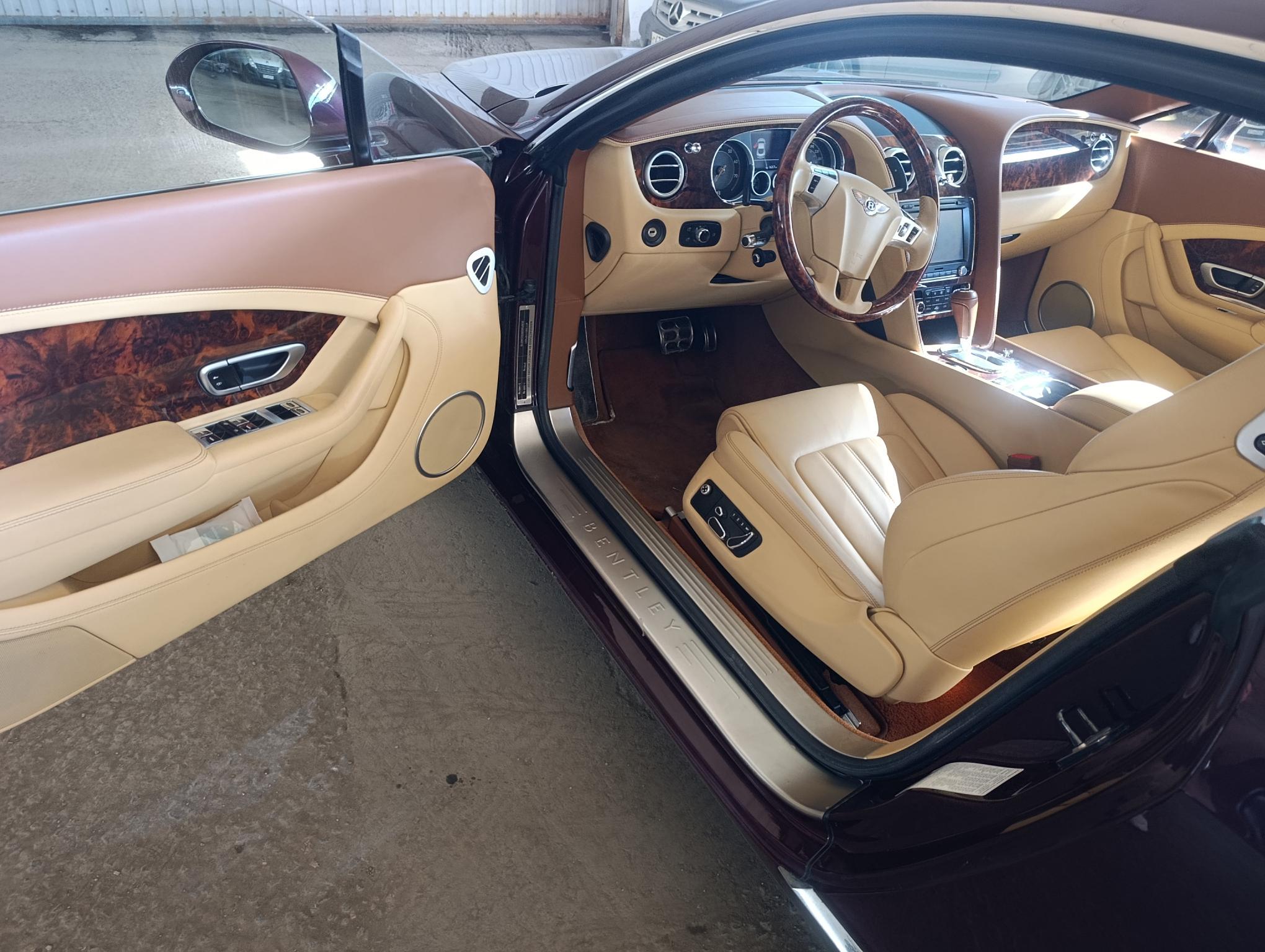Bentley Continental Gt