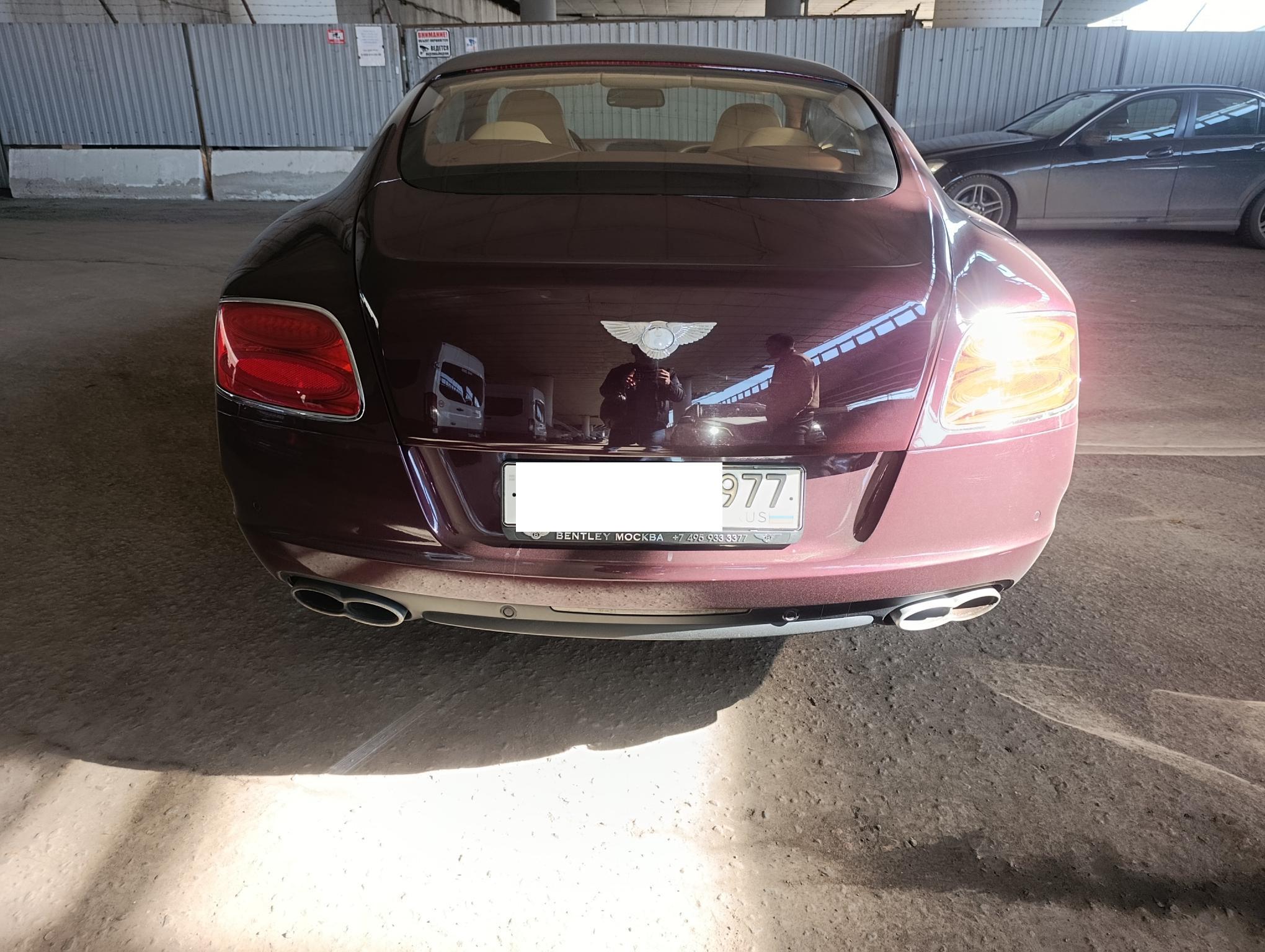 Bentley Continental Gt