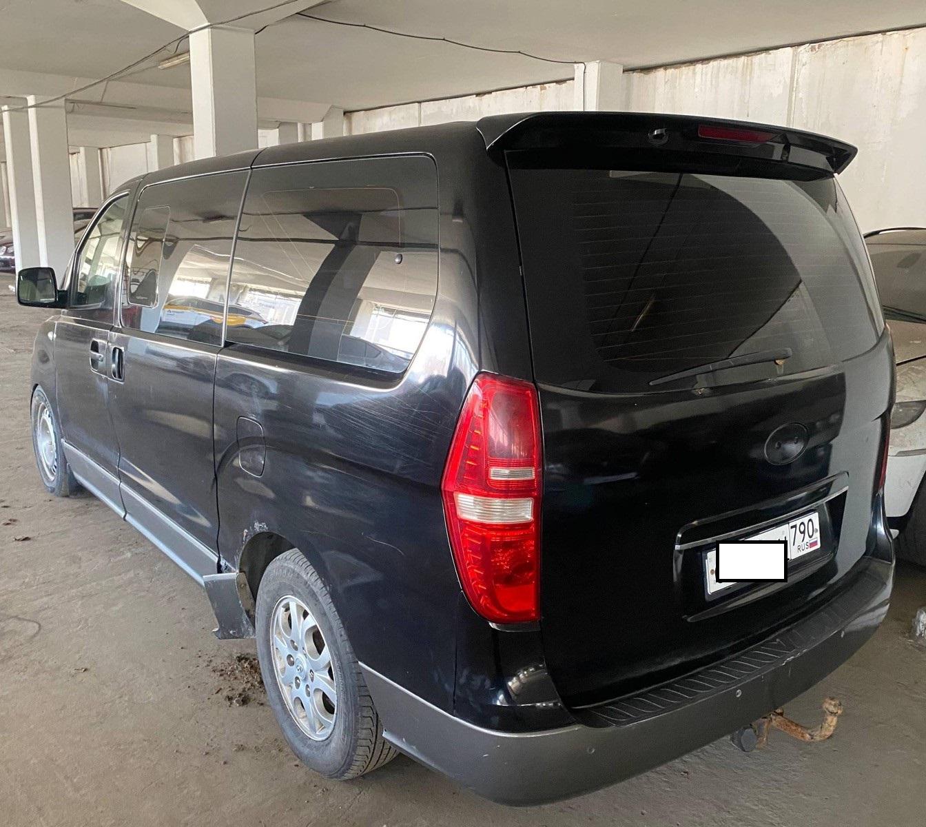 Hyundai Grand Starex