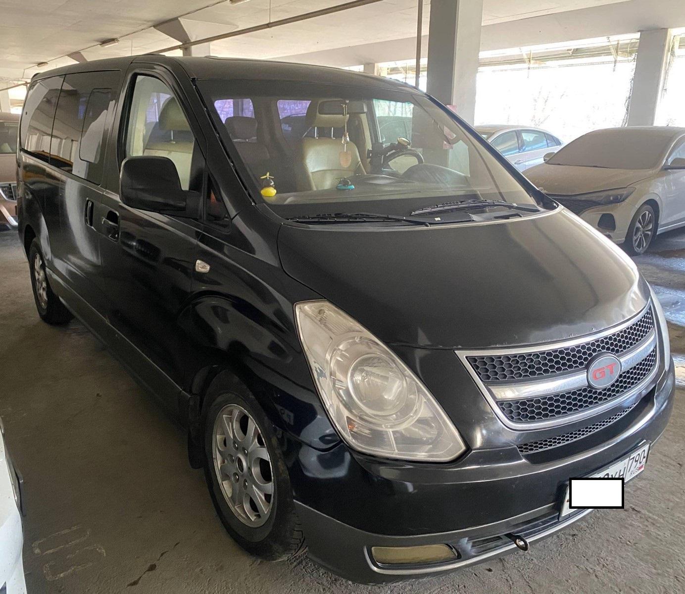 Hyundai Grand Starex