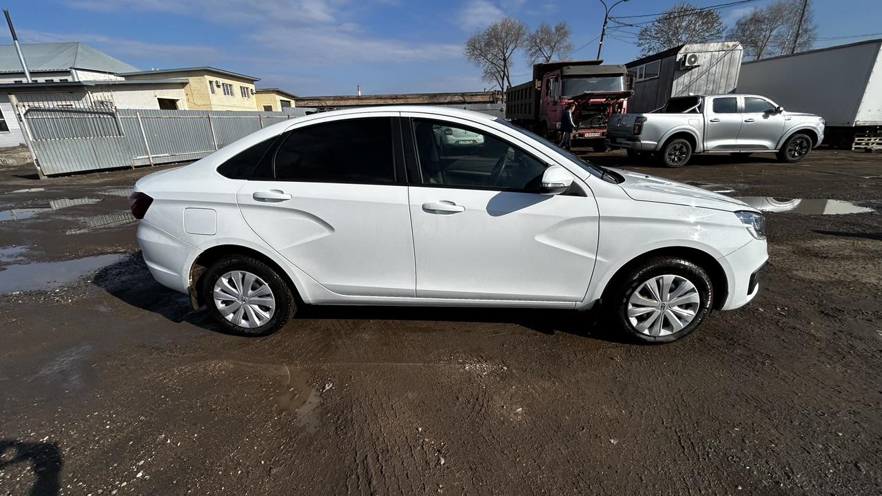 Lada (Ваз) Vesta