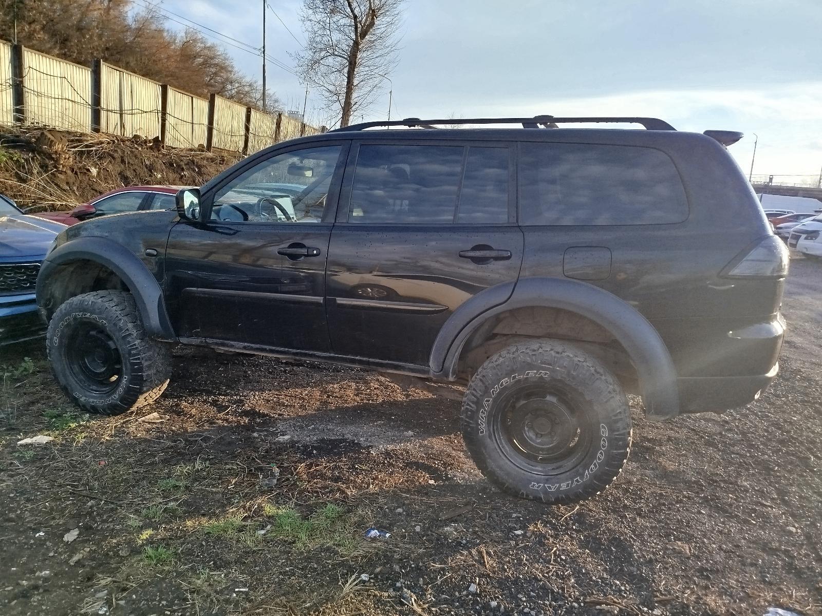 Mitsubishi Pajero Sport