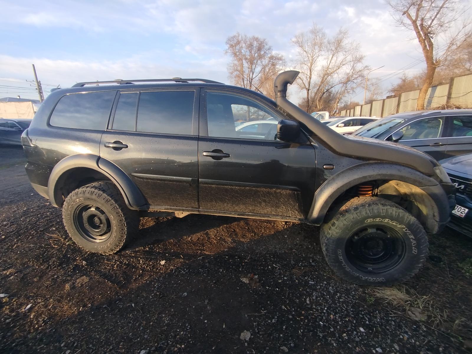 Mitsubishi Pajero Sport