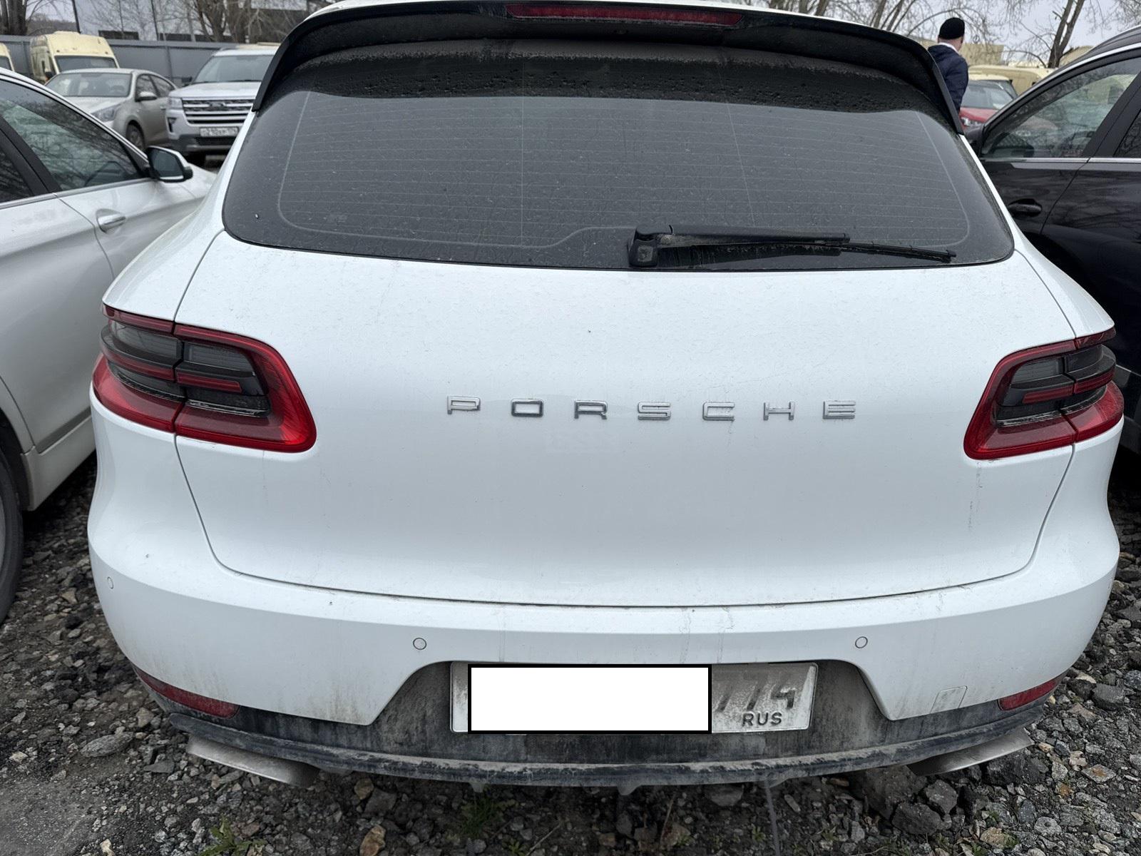 Porsche Macan