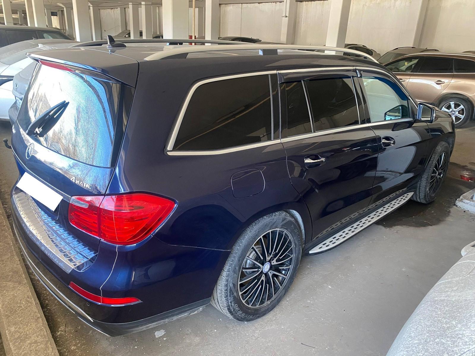 Mercedes-Benz Gl-Class