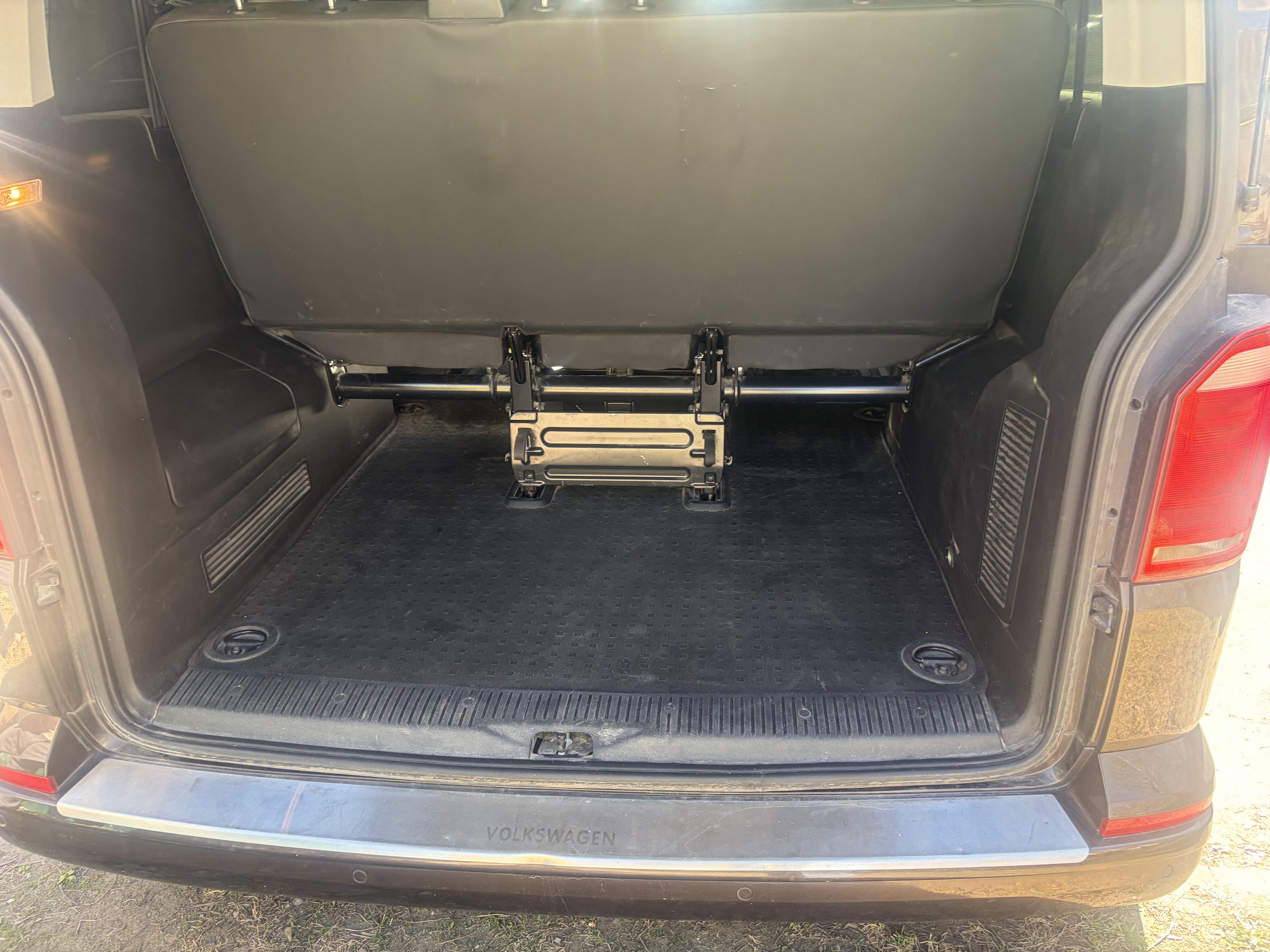 Volkswagen Caravelle