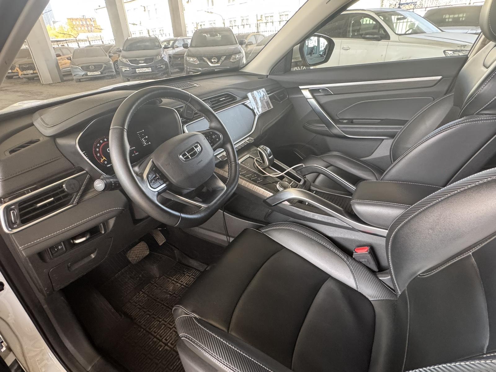 Geely Atlas Pro
