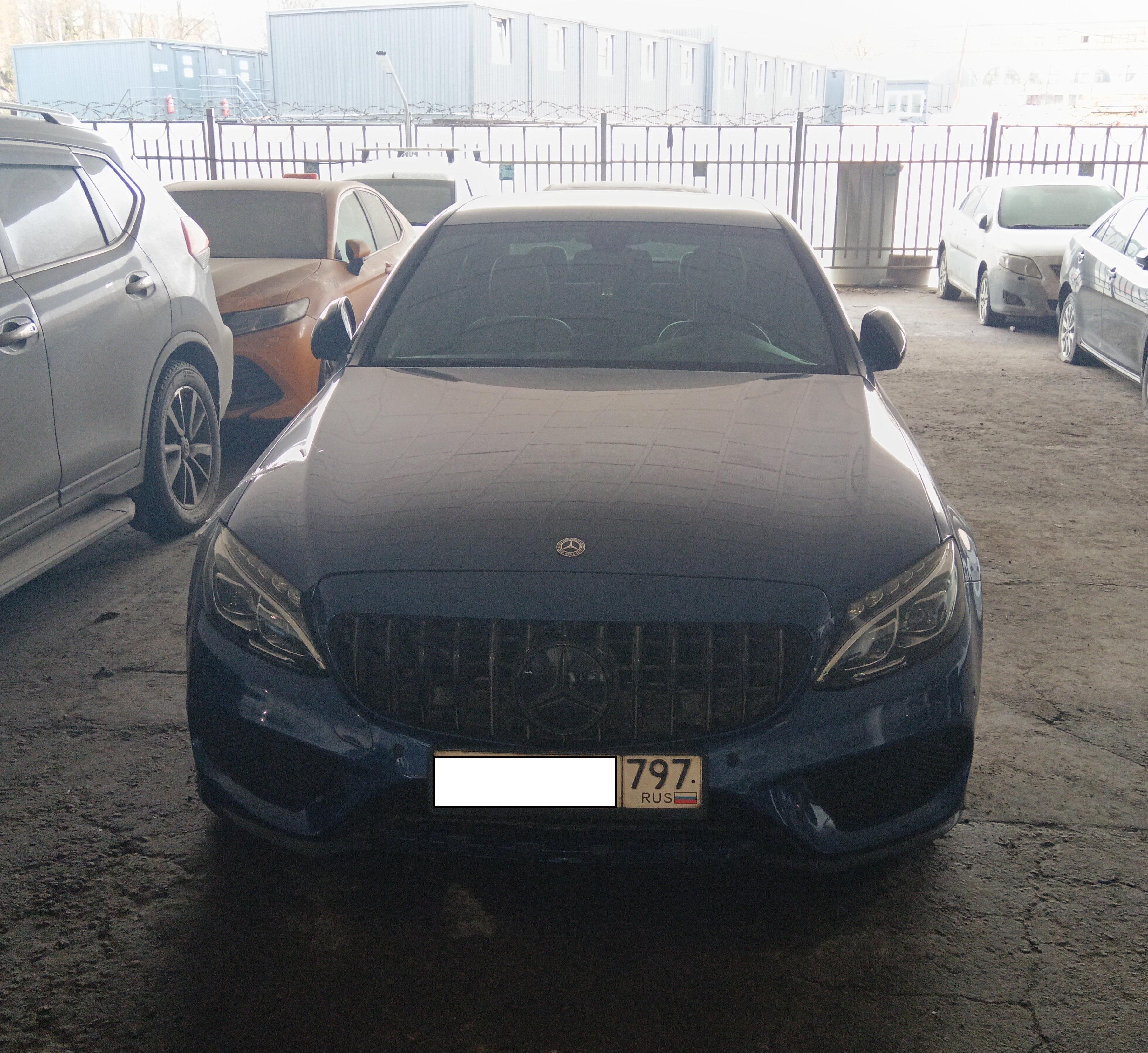 Mercedes-Benz C-Class