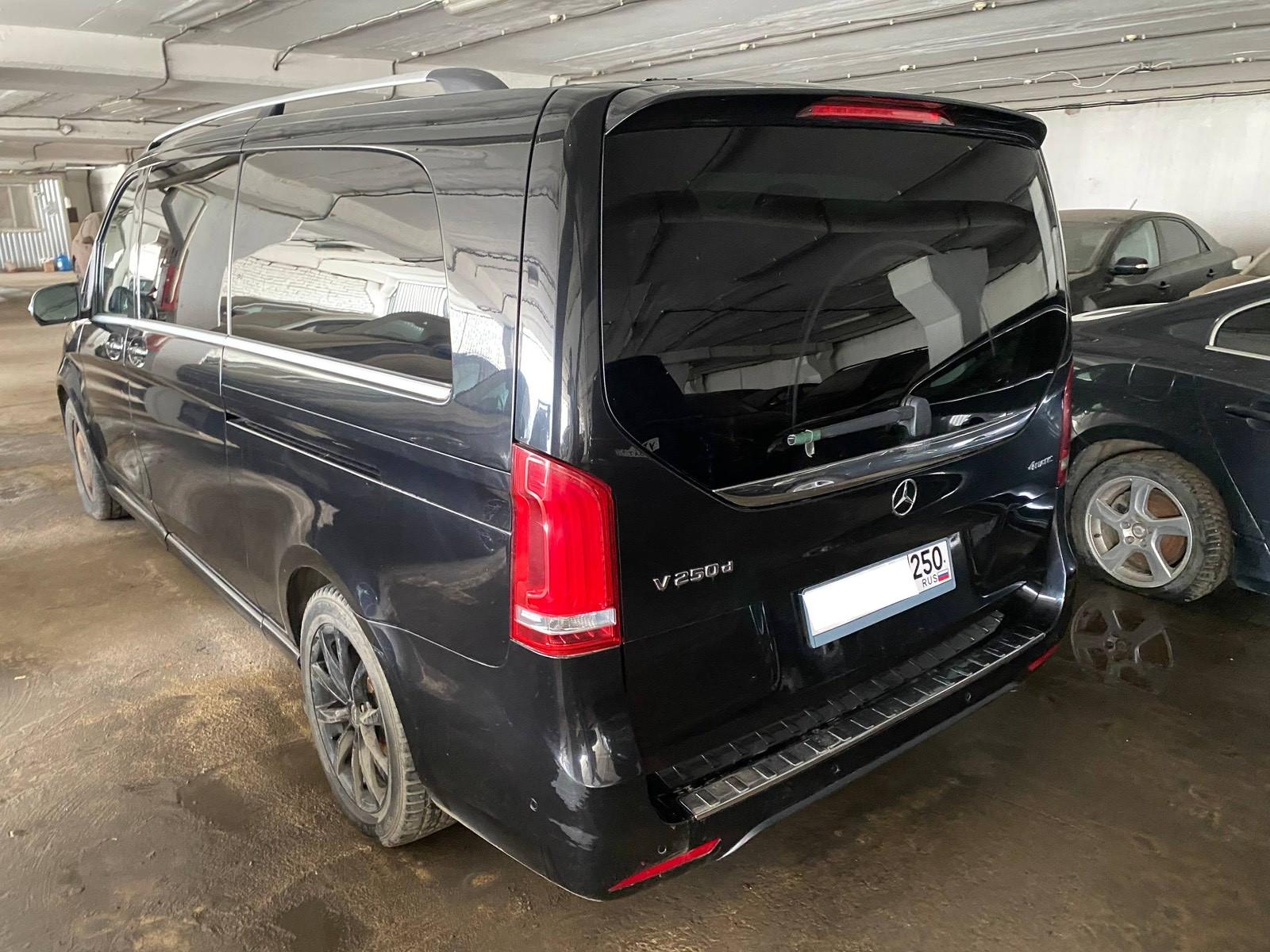 Mercedes-Benz V-Class