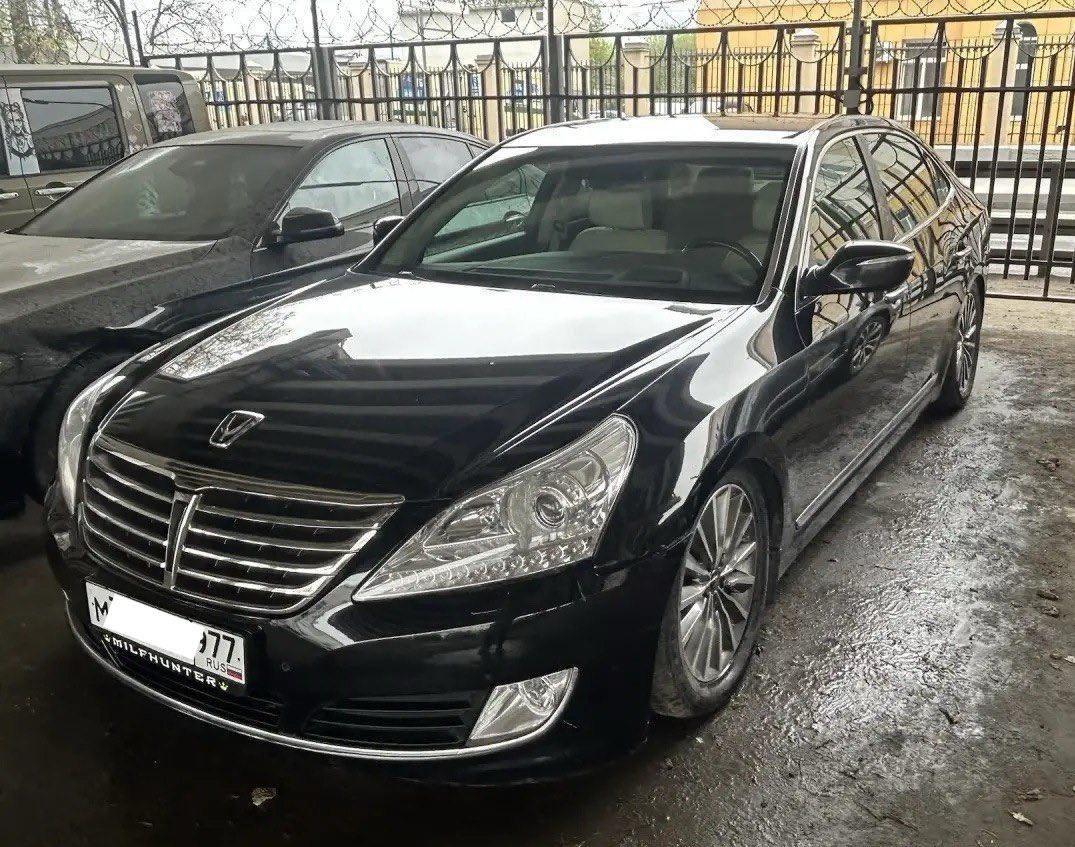 Hyundai Equus