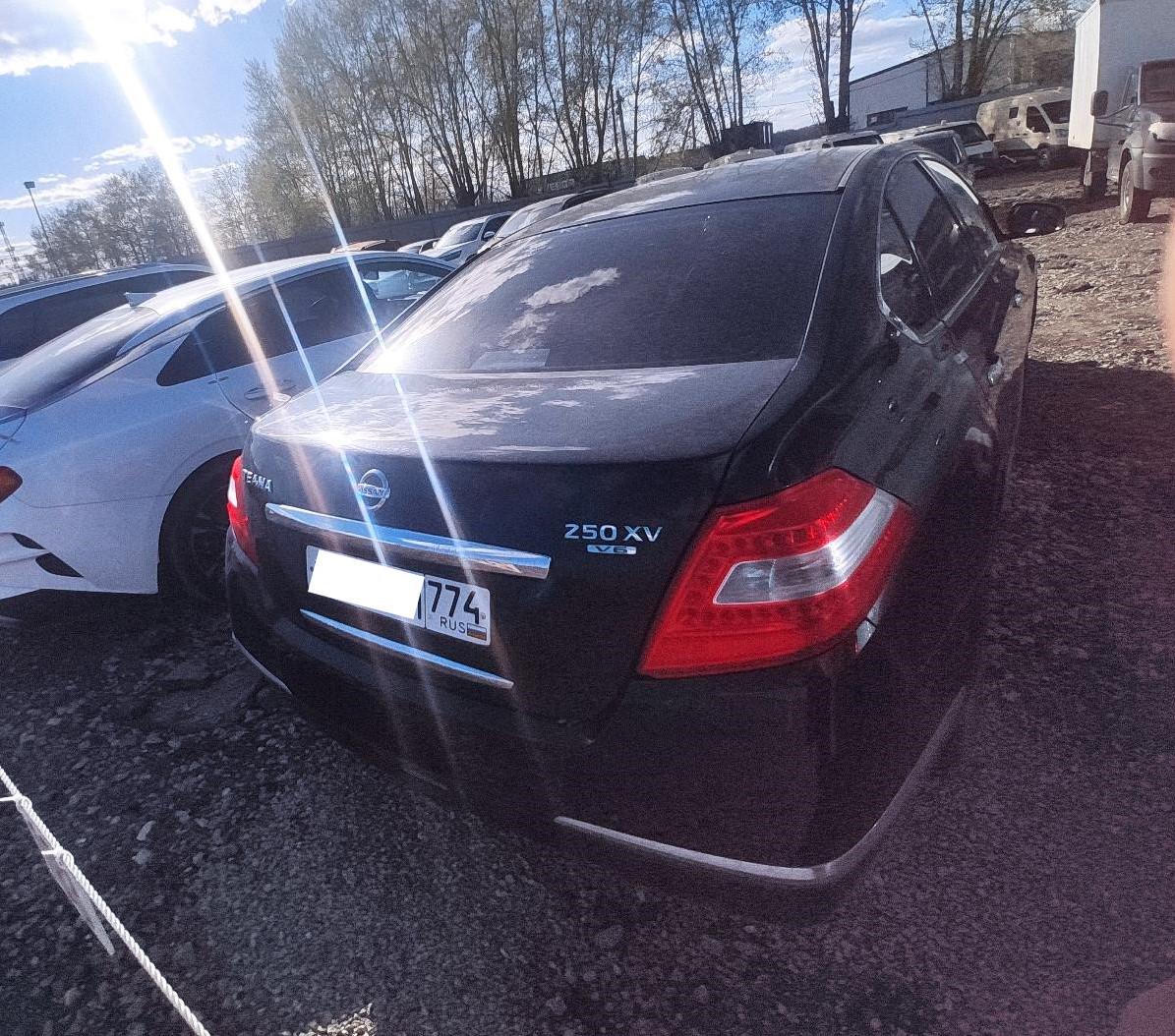Nissan Teana