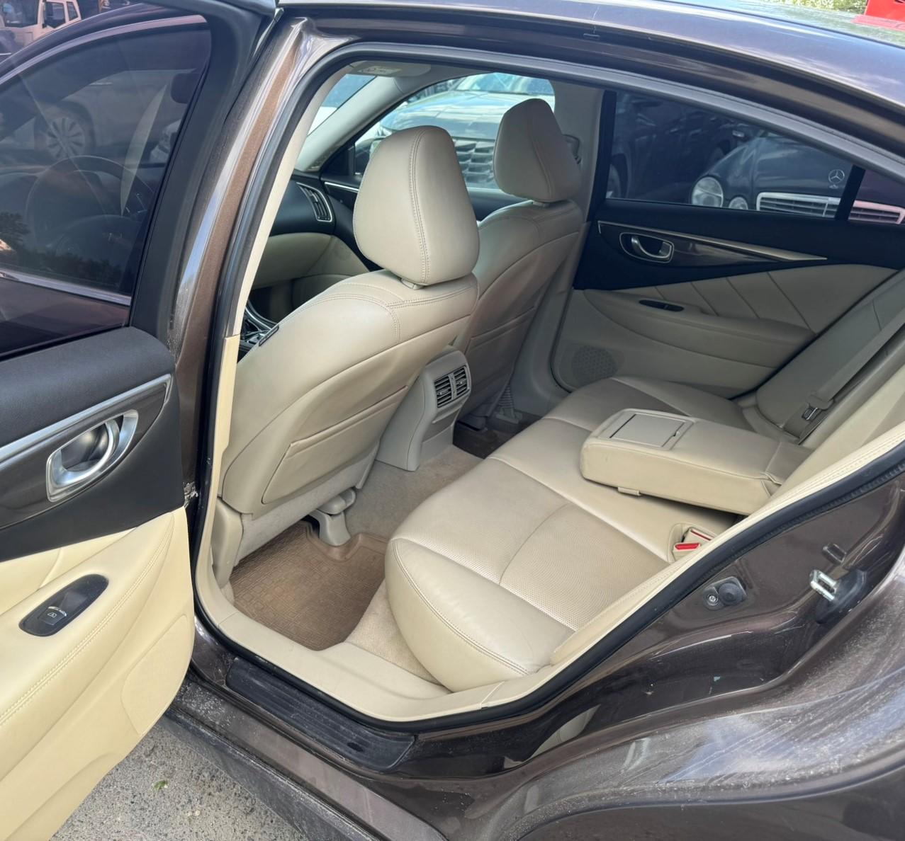 Infiniti Q50