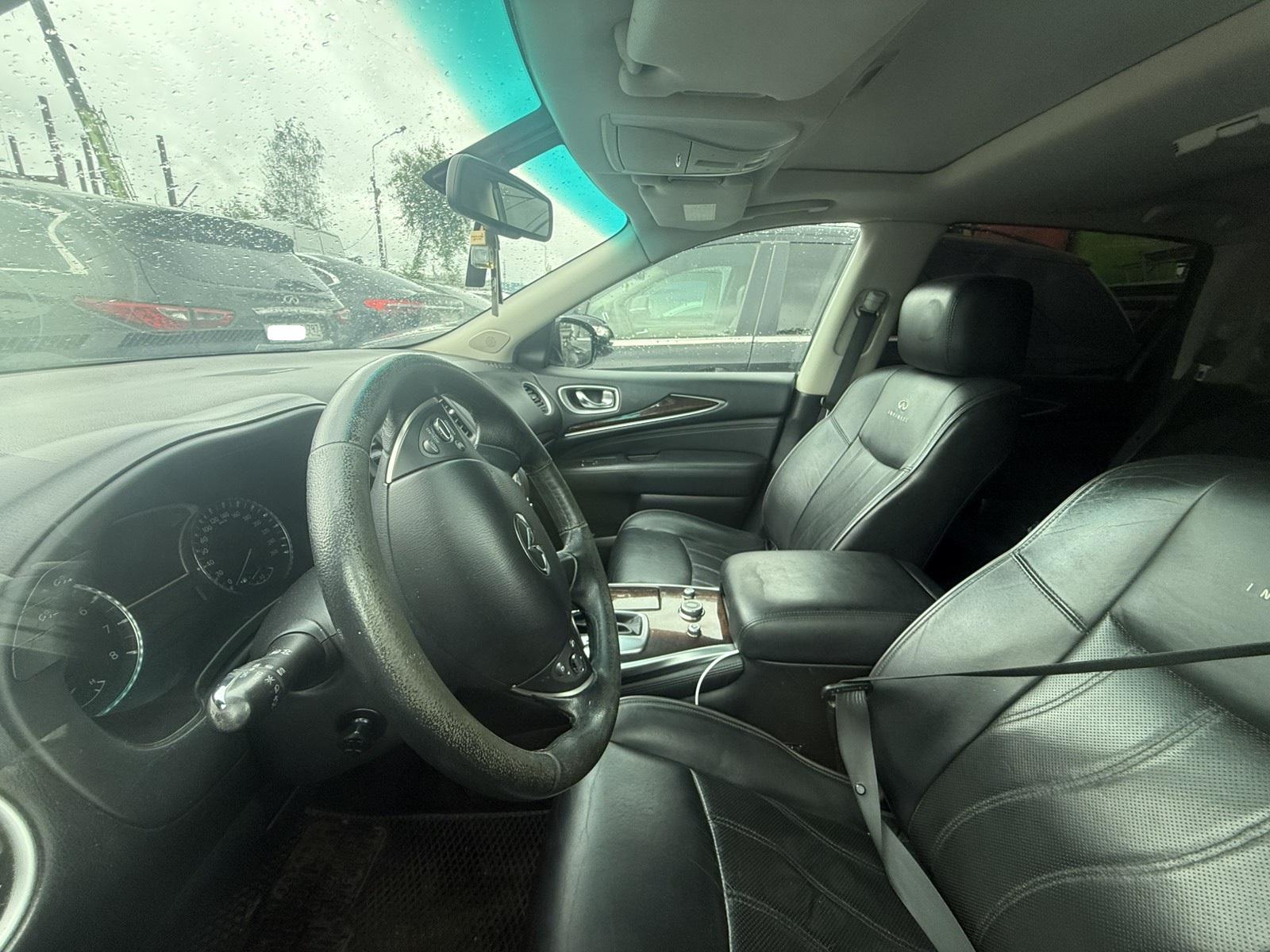 Infiniti Jx35